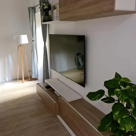 Beautiful Old Town Flat, Near The Beach Nizza Exterior foto
