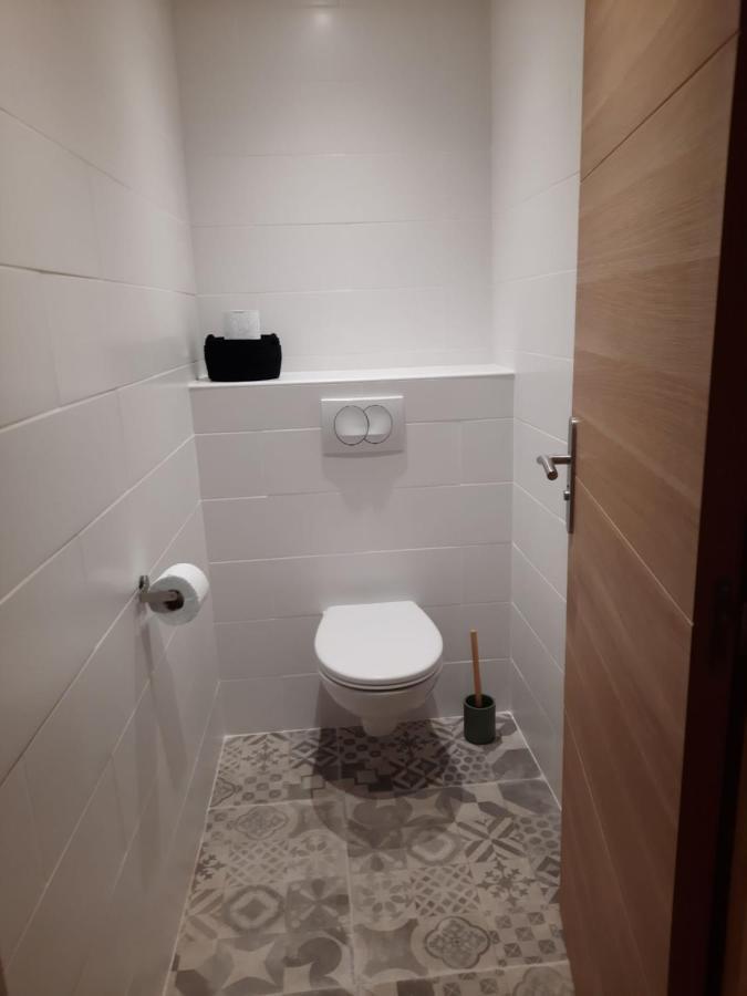 Beautiful Old Town Flat, Near The Appartement *